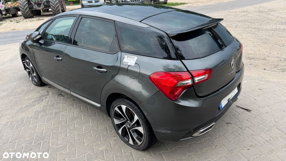 Citroën DS5 2.0 HDi SoChic - 4