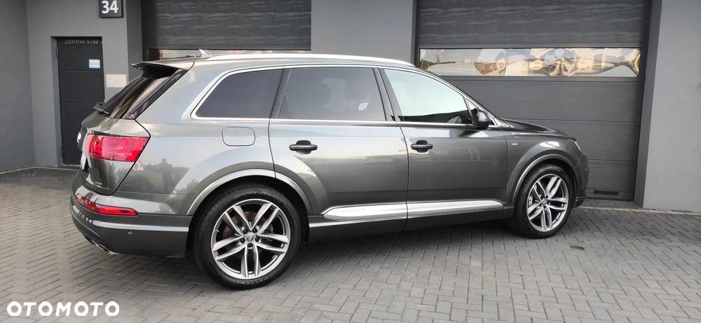 Audi Q7 - 8