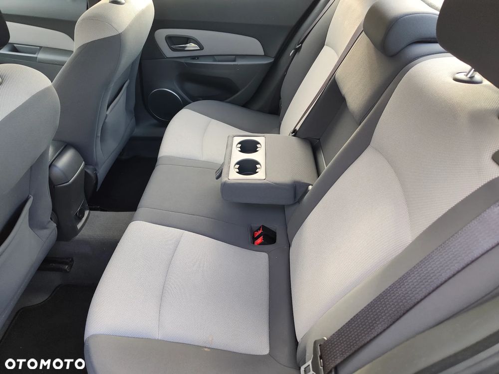 Chevrolet Cruze 2.0 VDCi LS - 19