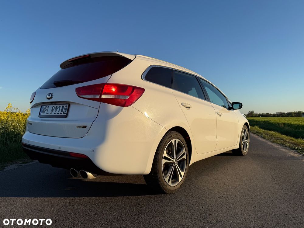 Kia Ceed 1.6 CRDi GT Line DCT - 3