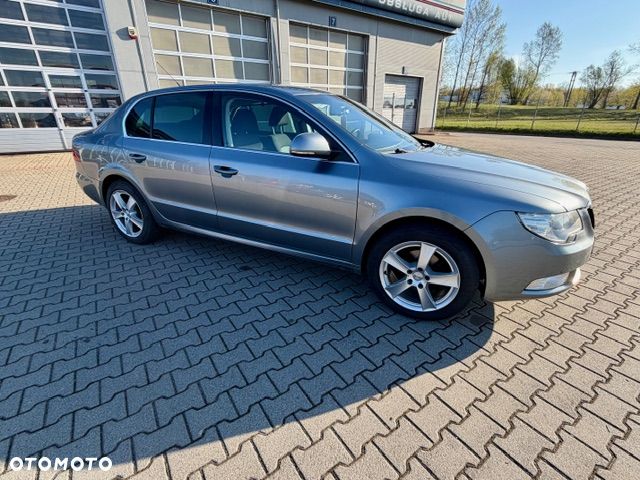 Skoda Superb 1.9 TDI Ambiente - 4
