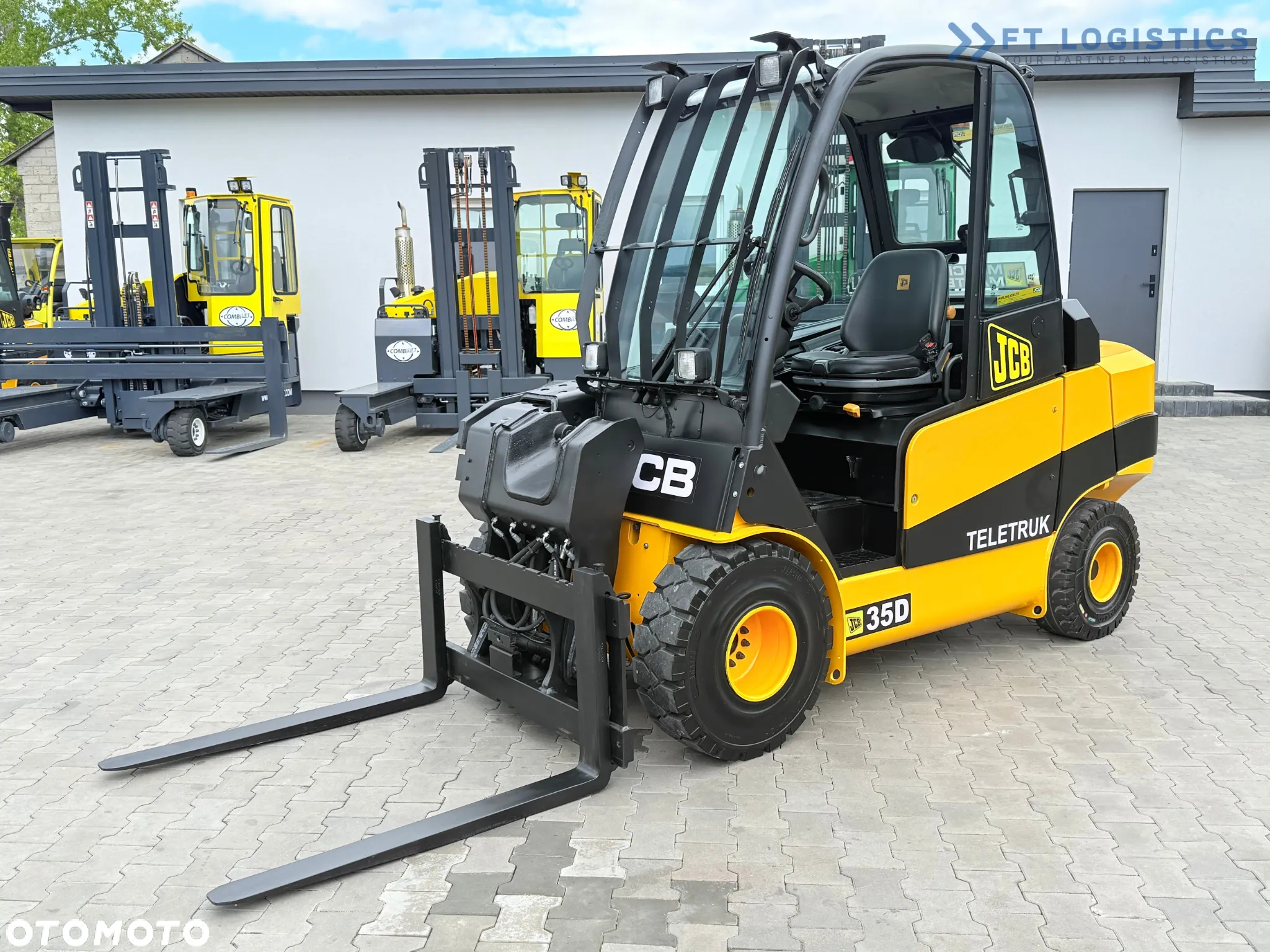 JCB TLT35D / DIESEL / KABINA / NOWE OPONY / 4450MM / TELESKOP - STAN IDEALNY - 3