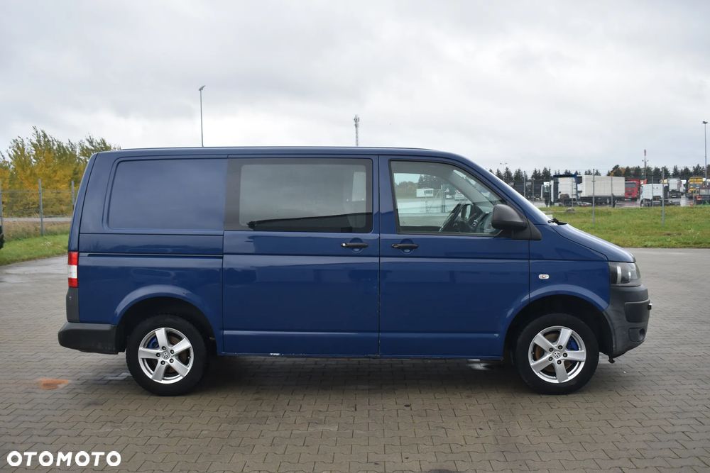 Volkswagen Transporter - 8