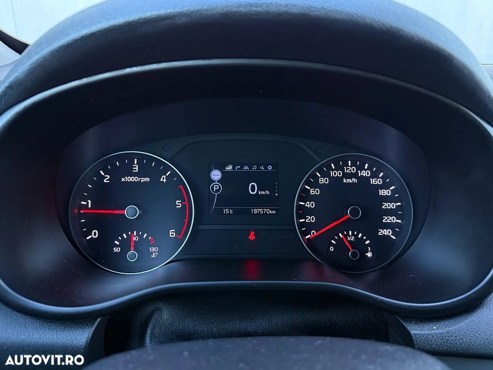 Kia Sportage 2.0 DSL 6AT 4x4 Style - 11