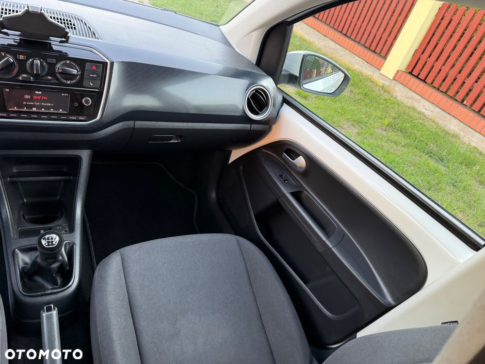 Volkswagen up! white style - 24