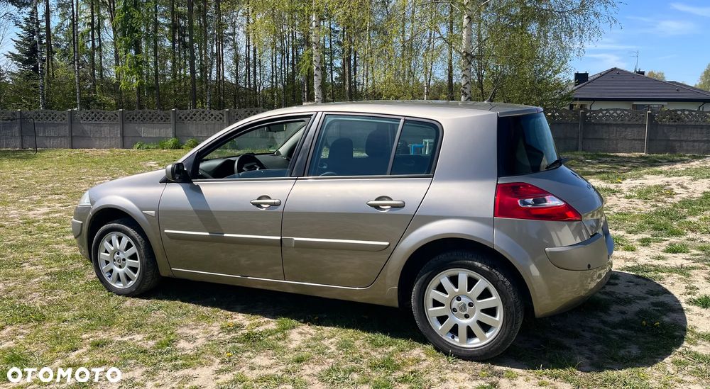 Renault Megane 1.6 16V Dynamique - 5