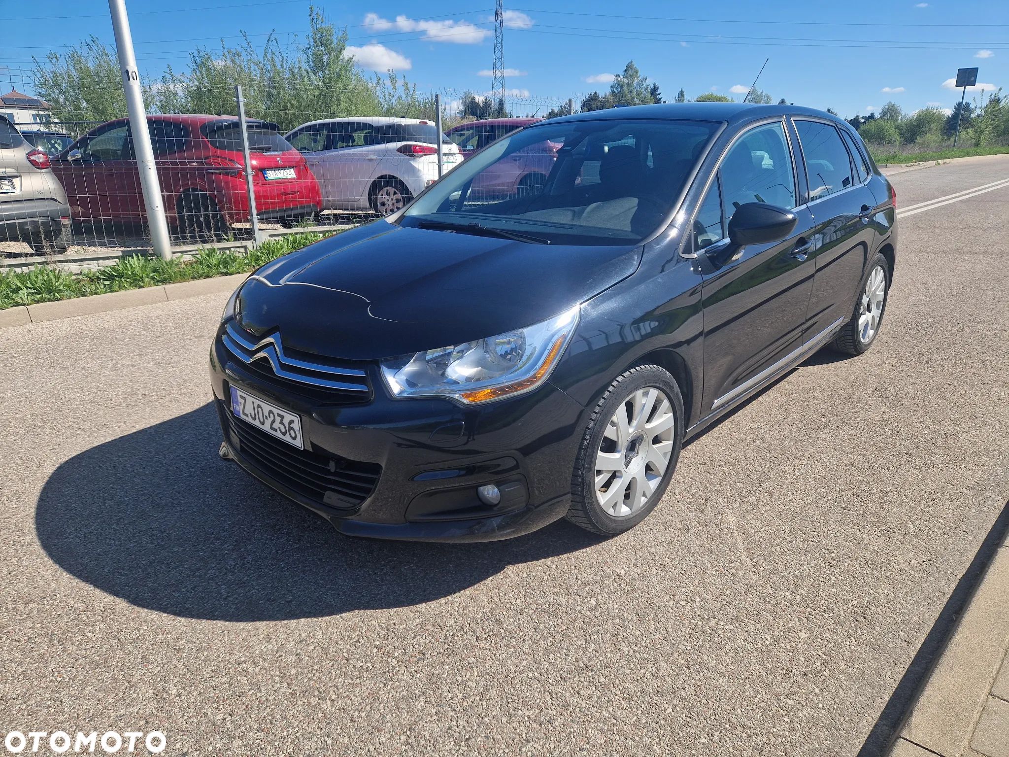 Citroën C4 1.6 VTi Equilibre - 1