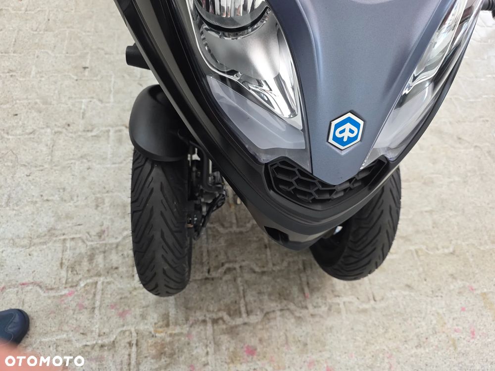 Piaggio MP-3 - 29