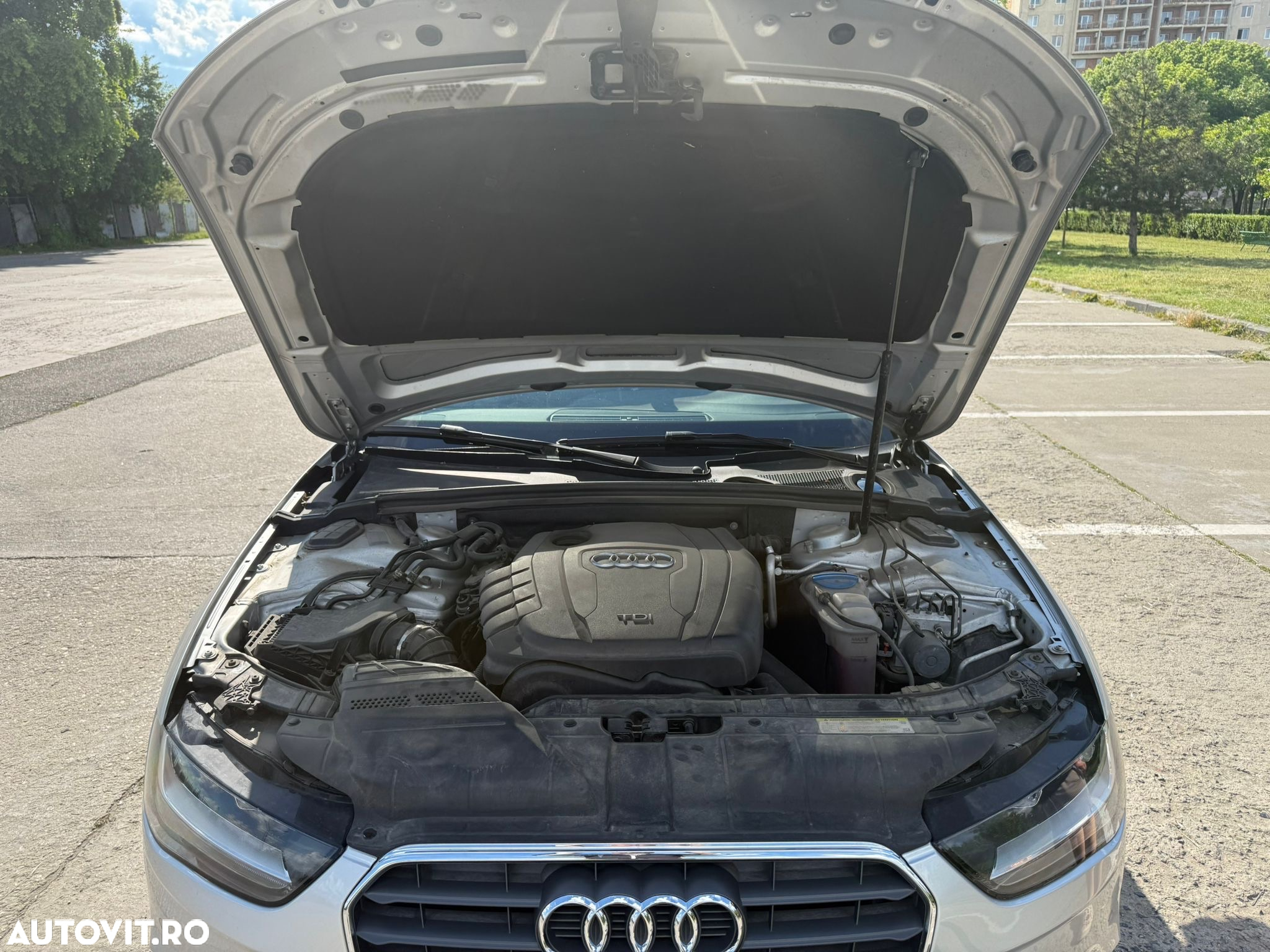 Audi A4 2.0 TDI Multitronic - 28