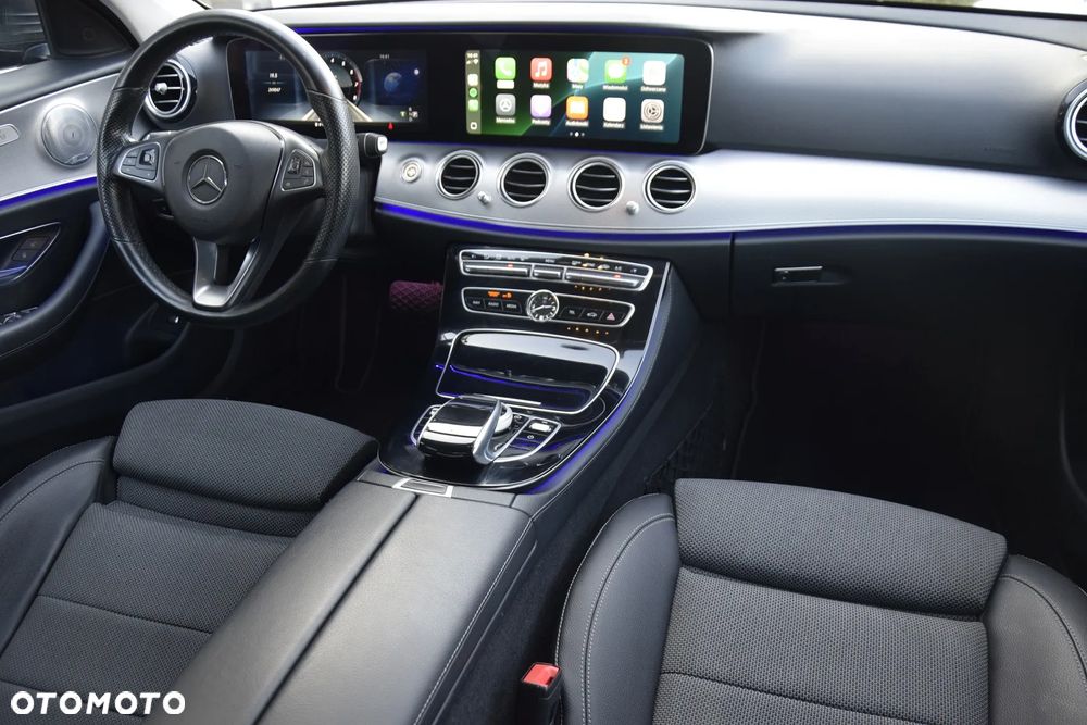 Mercedes-Benz Klasa E 200 9G-TRONIC Avantgarde - 23