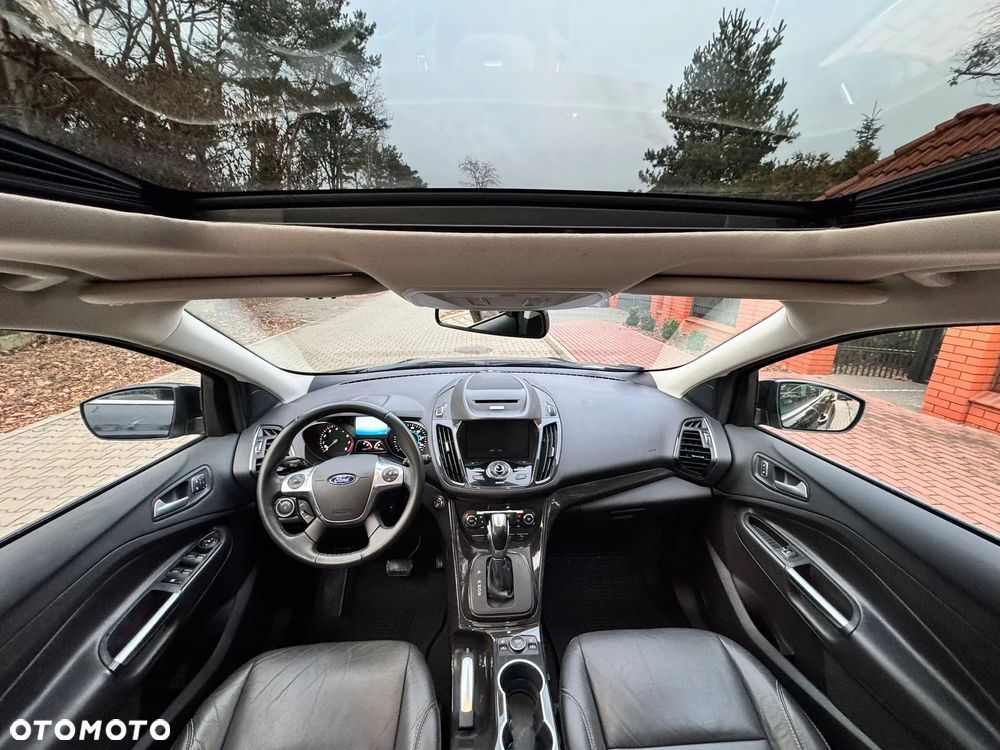 Ford Escape 2.0 EcoBoost AWD Titanium - 18