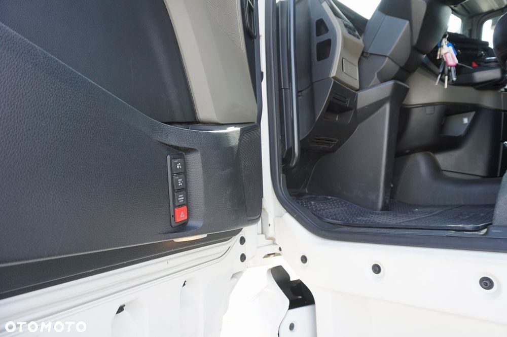 MAN TGX 18.470 4x2 LL SA RETARDER ACC LED NAVI * 317 000 KM * - 8