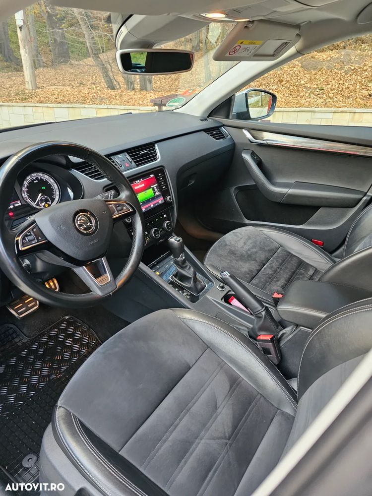 Skoda Octavia Combi 2.0 TDI 4x4 DSG Scout - 5