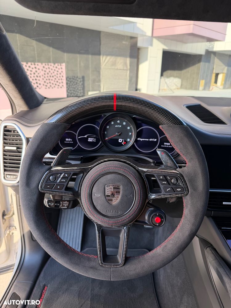 Porsche Cayenne - 12