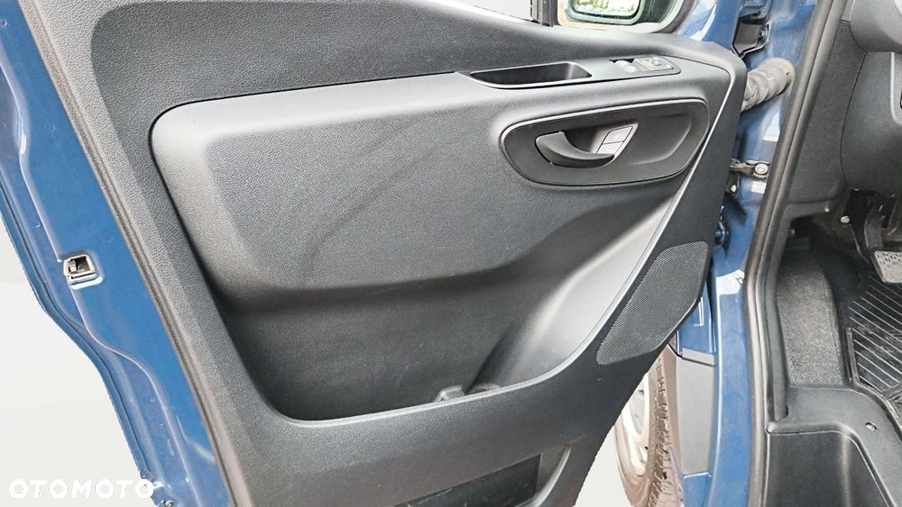 Mercedes-Benz Sprinter - 17