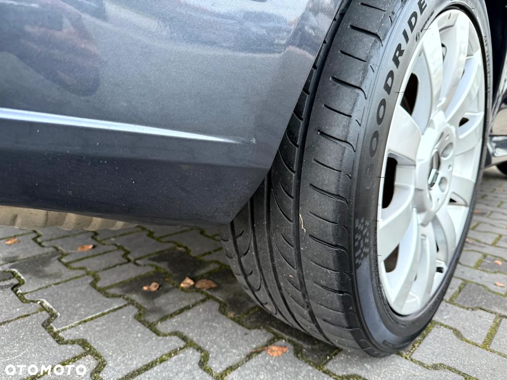 Mercedes-Benz GLK 350 CDI DPF 4Matic 7G-TRONIC SPORT EDITION - 34