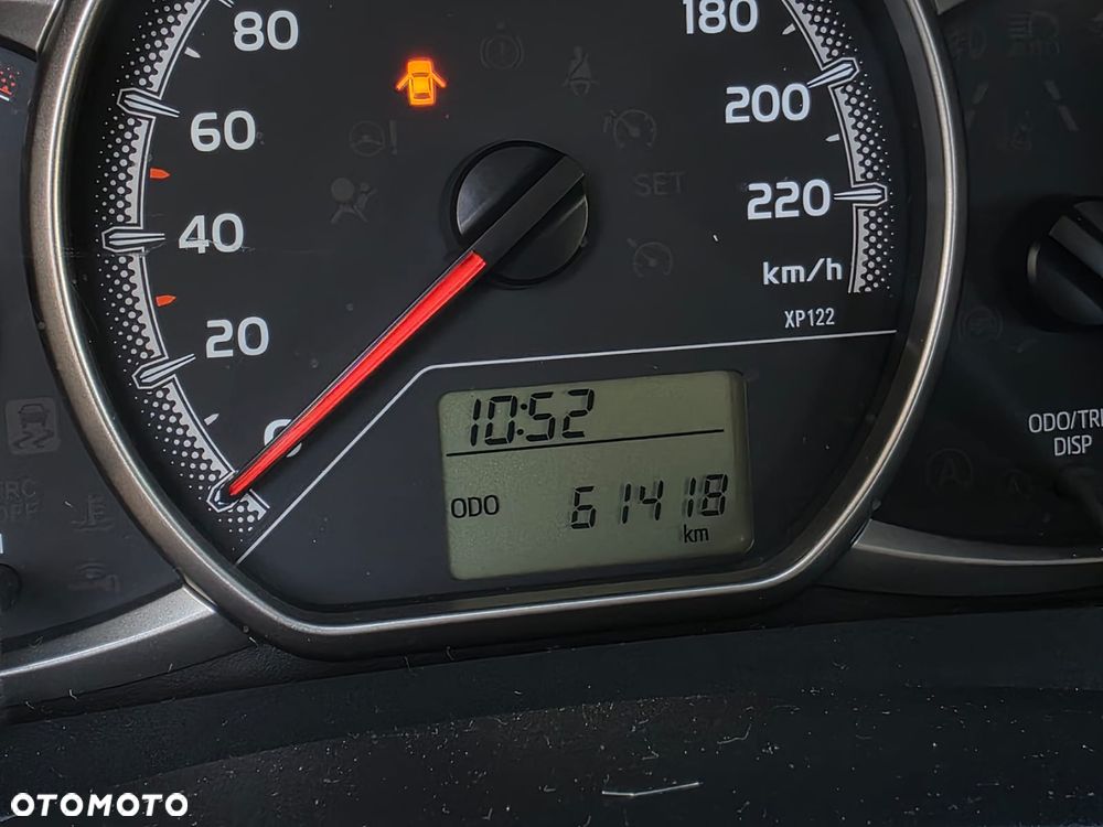 Toyota Yaris - 15