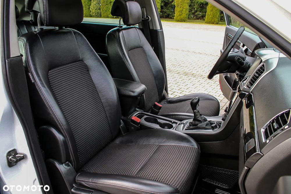 Chevrolet Captiva - 21