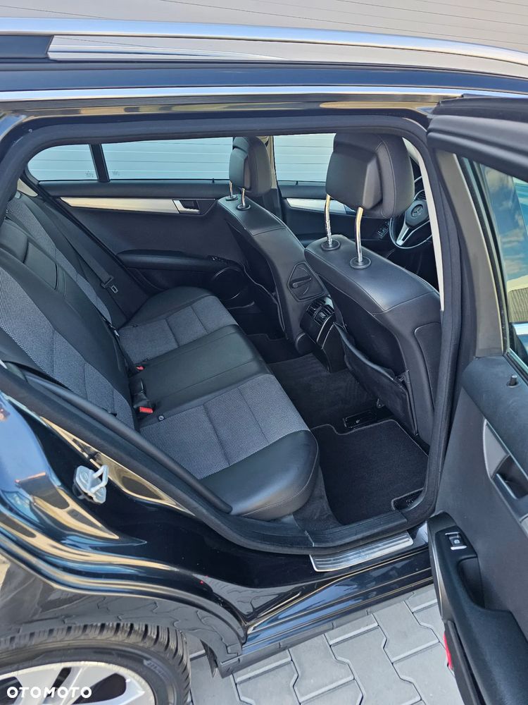 Mercedes-Benz Klasa C 180 CDI 7G-TRONIC Avantgarde Edition - 30