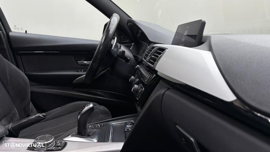 BMW 320 d Touring xDrive Aut. M Sport - 15