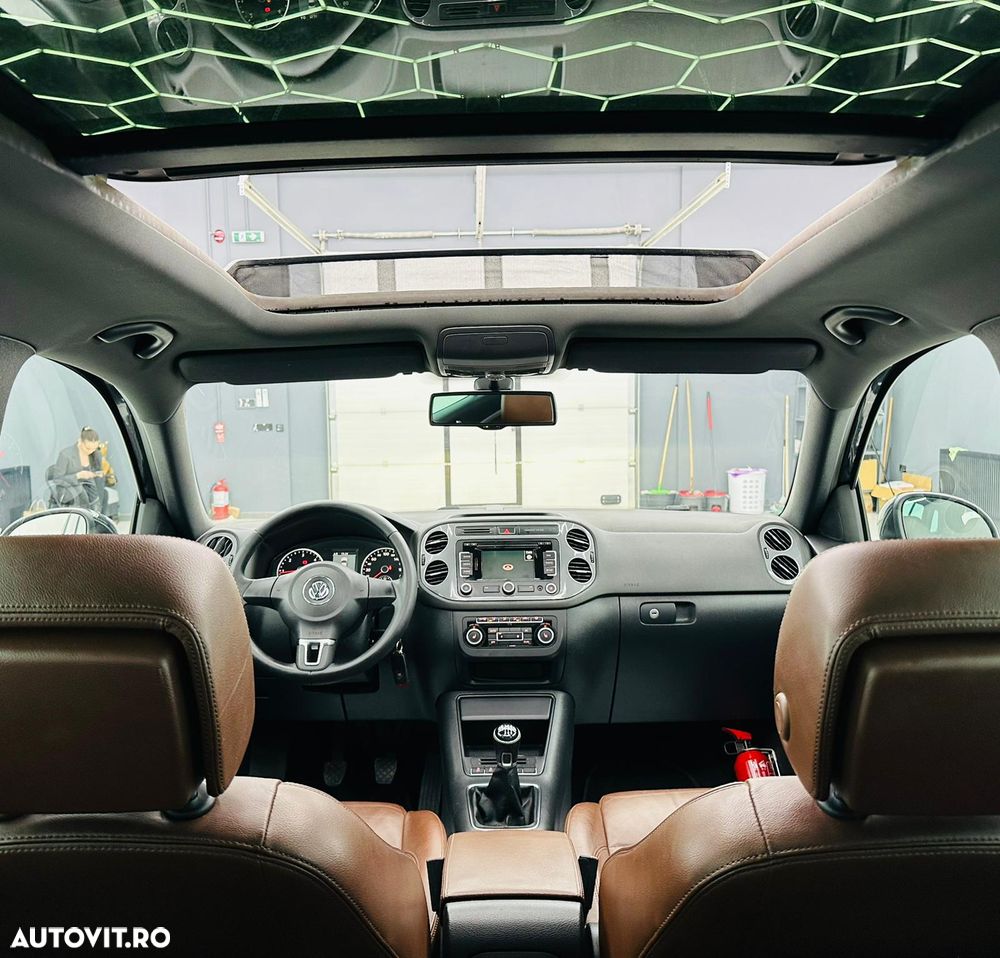 Volkswagen Tiguan 2.0 TDI DPF BlueMotion Technology Cup Sport & Style - 6