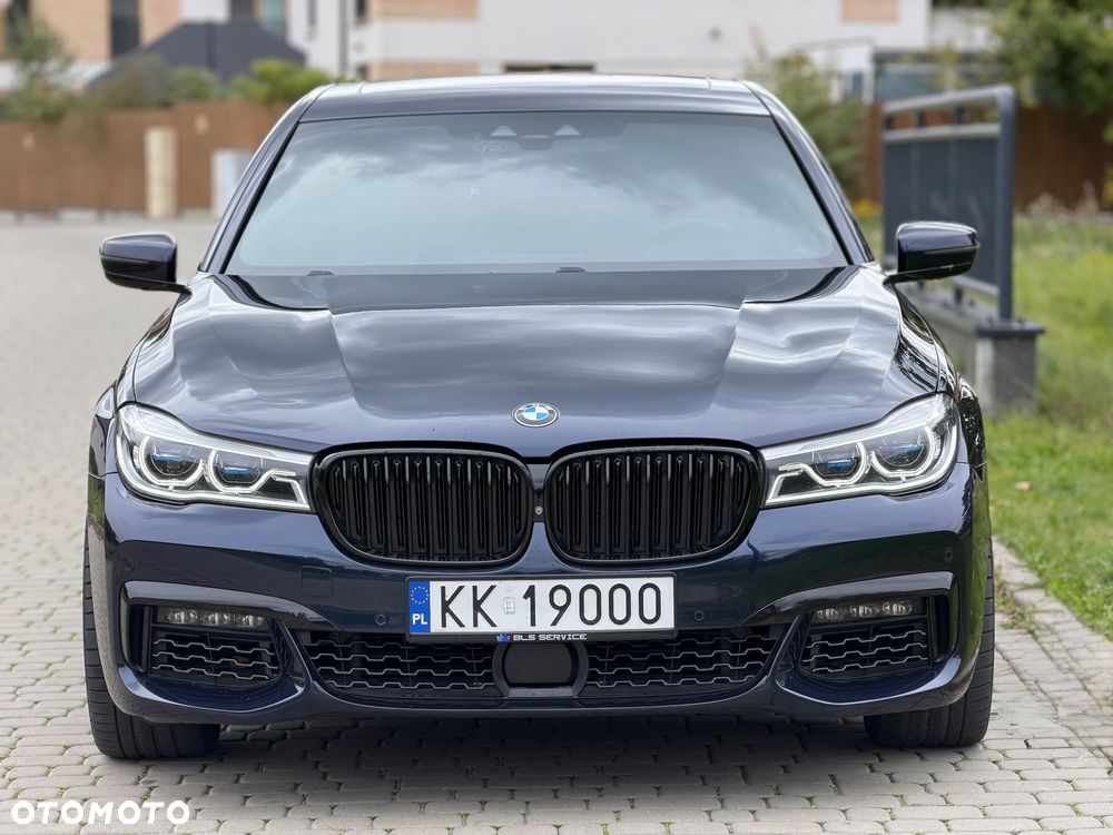 BMW Seria 7 750Li xDrive - 2
