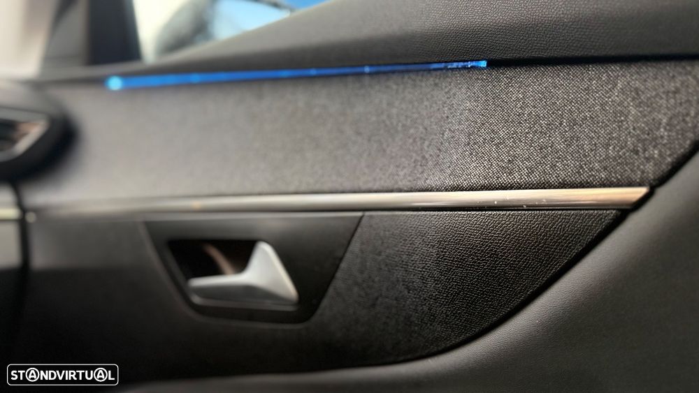 Peugeot 5008 BlueHDI 130 EAT8 Allure - 12