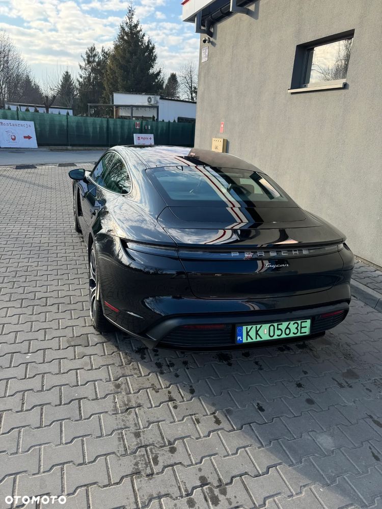 Porsche Taycan Standard - 8