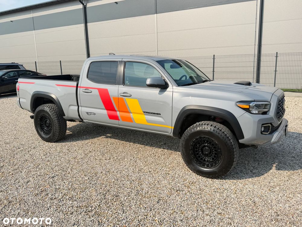Toyota Tacoma - 3