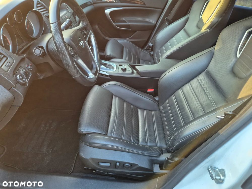 Opel Insignia - 15