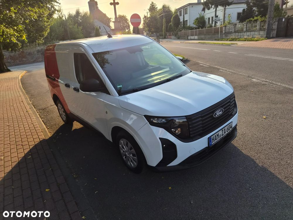 Ford Transit Courier - 7