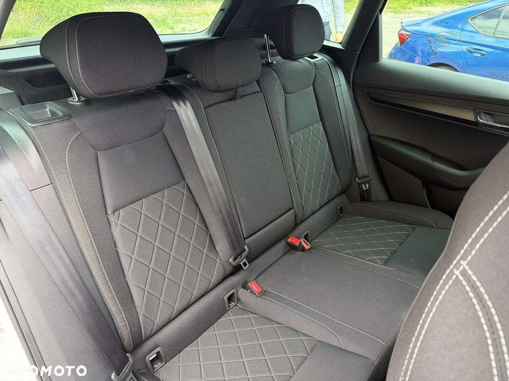 Skoda Karoq 1.5 TSI ACT Sportline DSG - 19