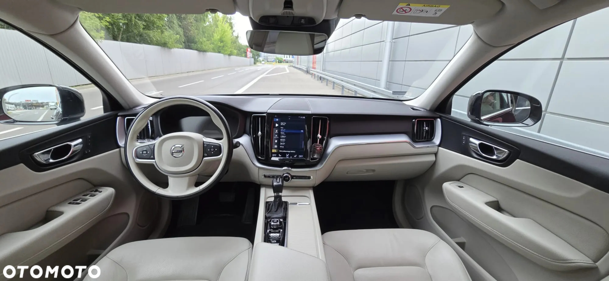 Volvo XC 60 T5 AWD Momentum - 18