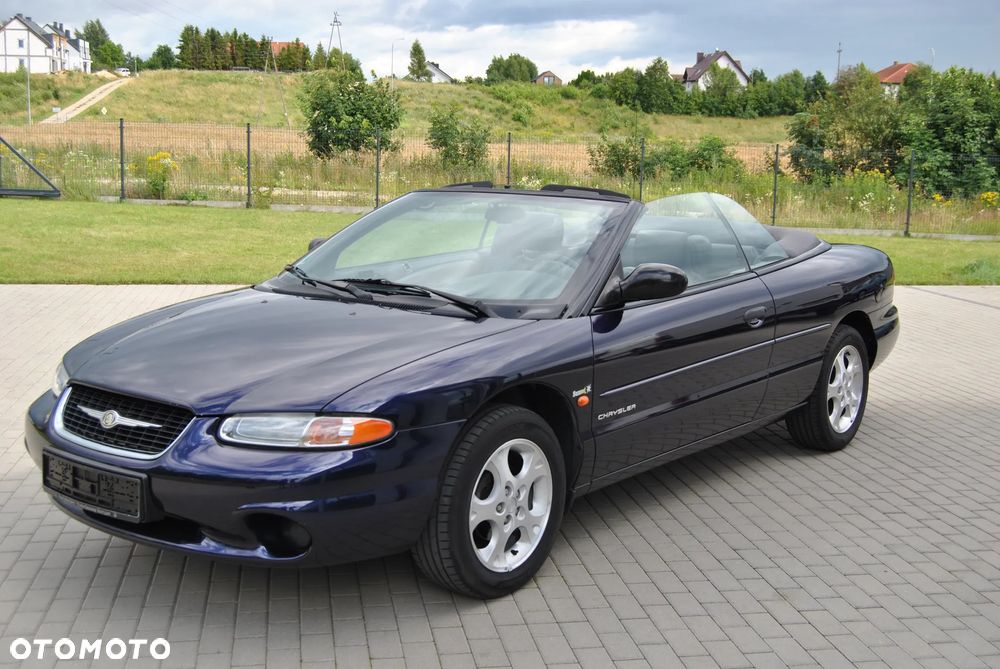 Chrysler Stratus - 2