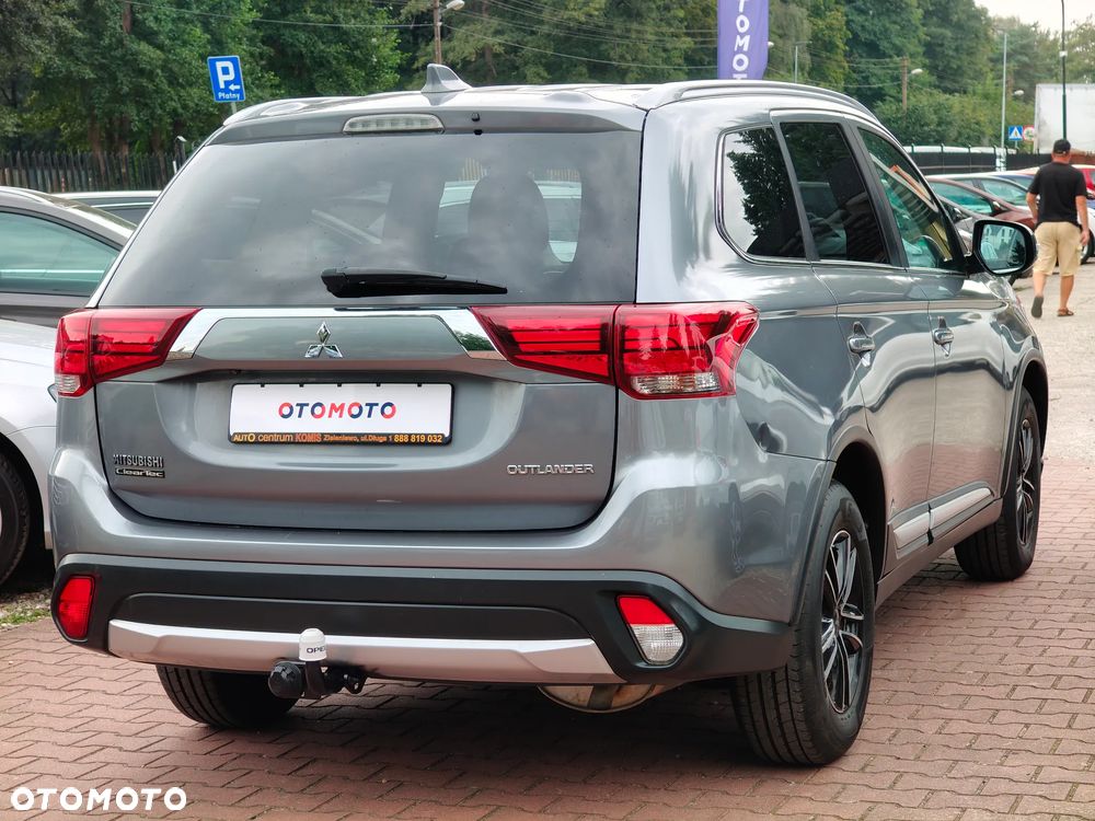Mitsubishi Outlander 2.0 2WD Diamant - 4