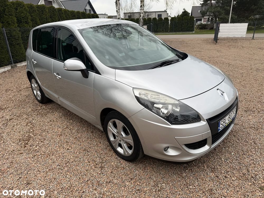 Renault Scenic 1.6 16V 110 Dynamique - 32