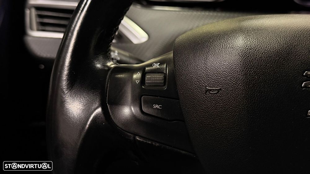 Peugeot 208 1.5 BlueHDi Allure - 12