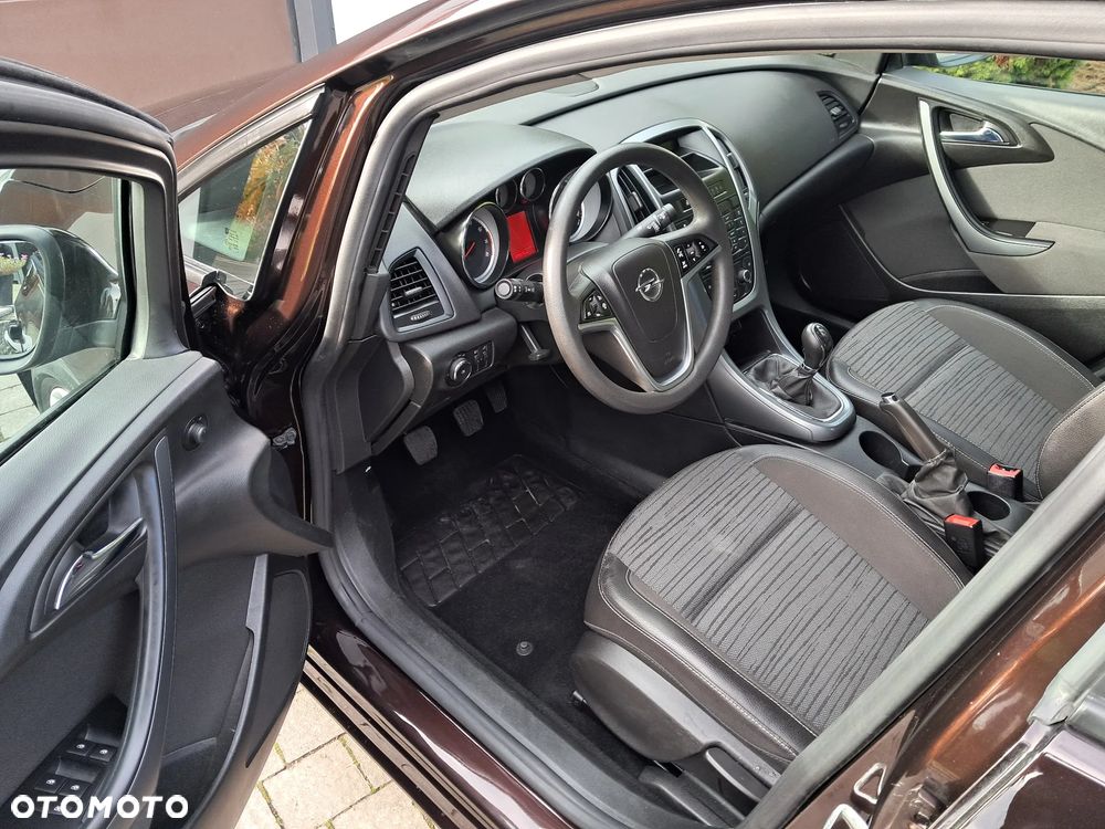 Opel Astra IV 1.6 Business - 9
