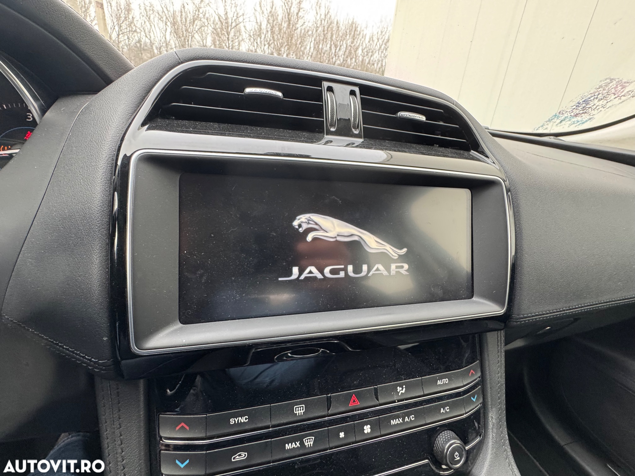 Jaguar F-Pace 20d AWD Aut. Prestige - 19