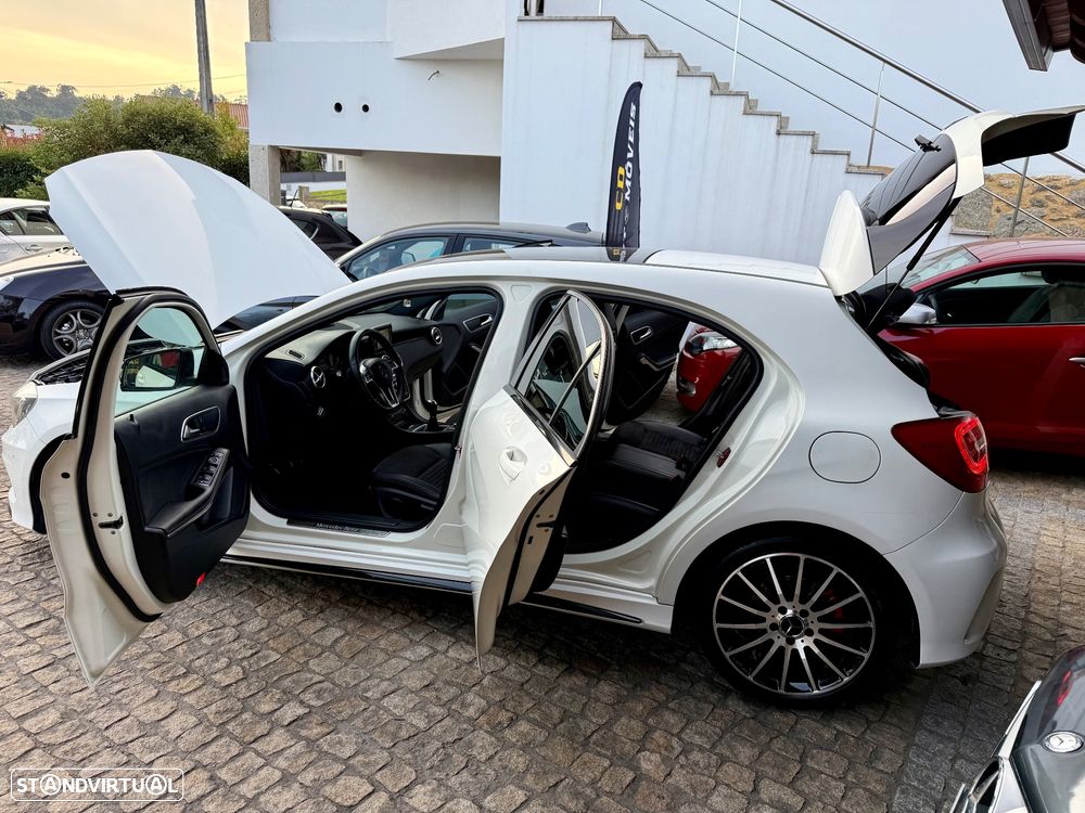 Mercedes-Benz A 180 d AMG Line - 36