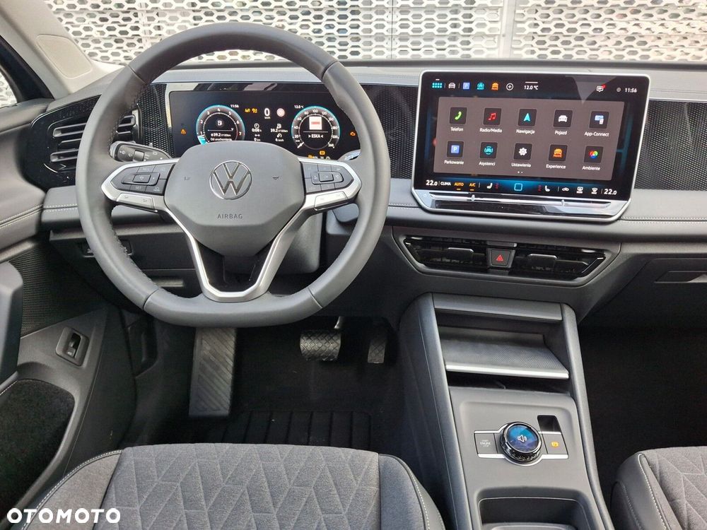 Volkswagen Tiguan - 19