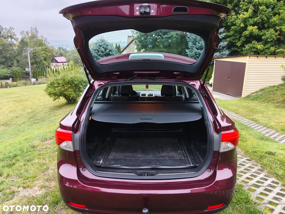 Toyota Avensis 1.8 Sol plus EU5 - 8