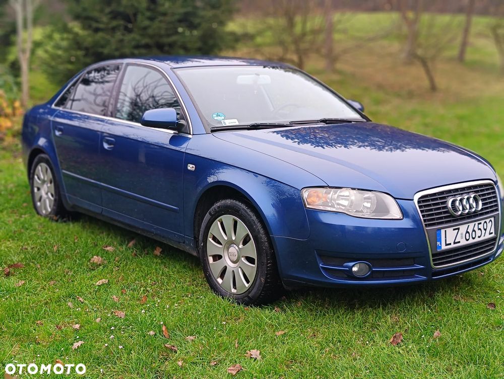 Audi A4 Limousine - 5