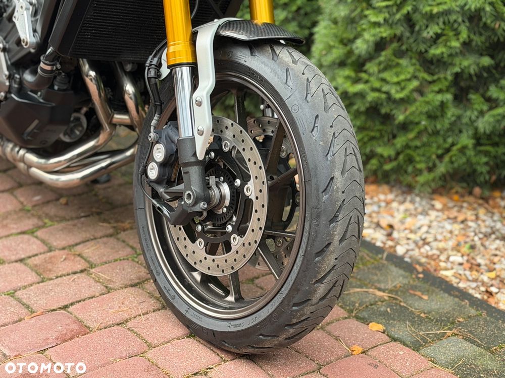 Yamaha MT - 22
