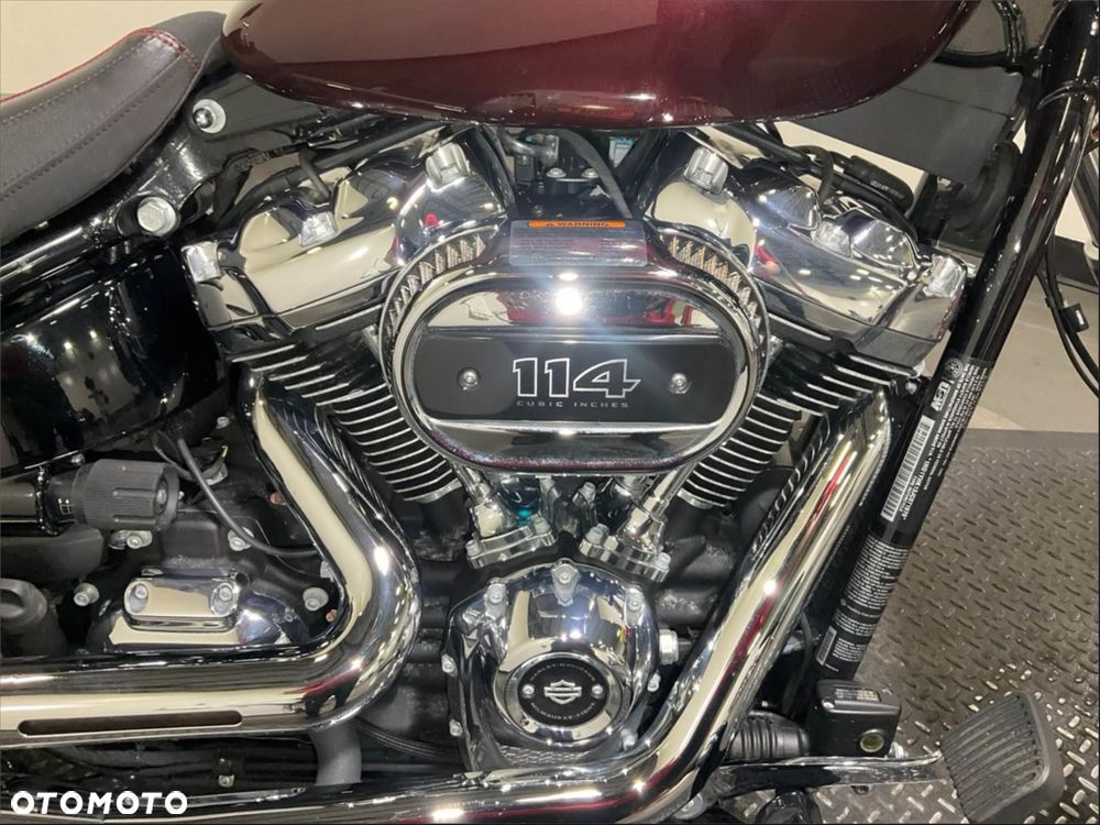 Harley-Davidson Softail Breakout - 6