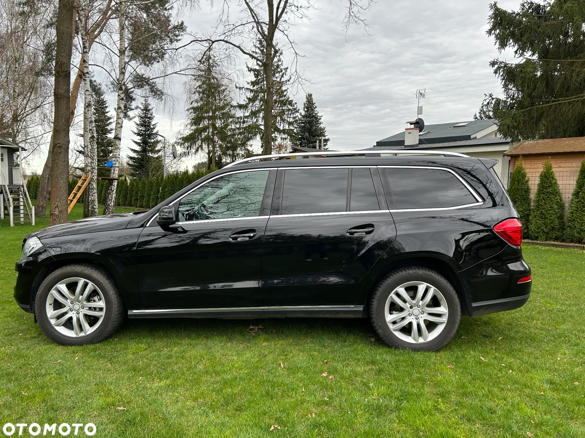 Mercedes-Benz GL 350 BlueTec 4-Matic - 4