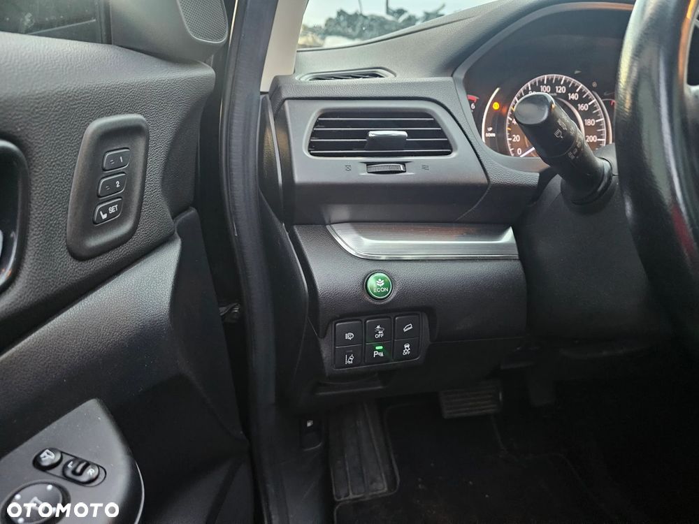 Honda CR-V - 17