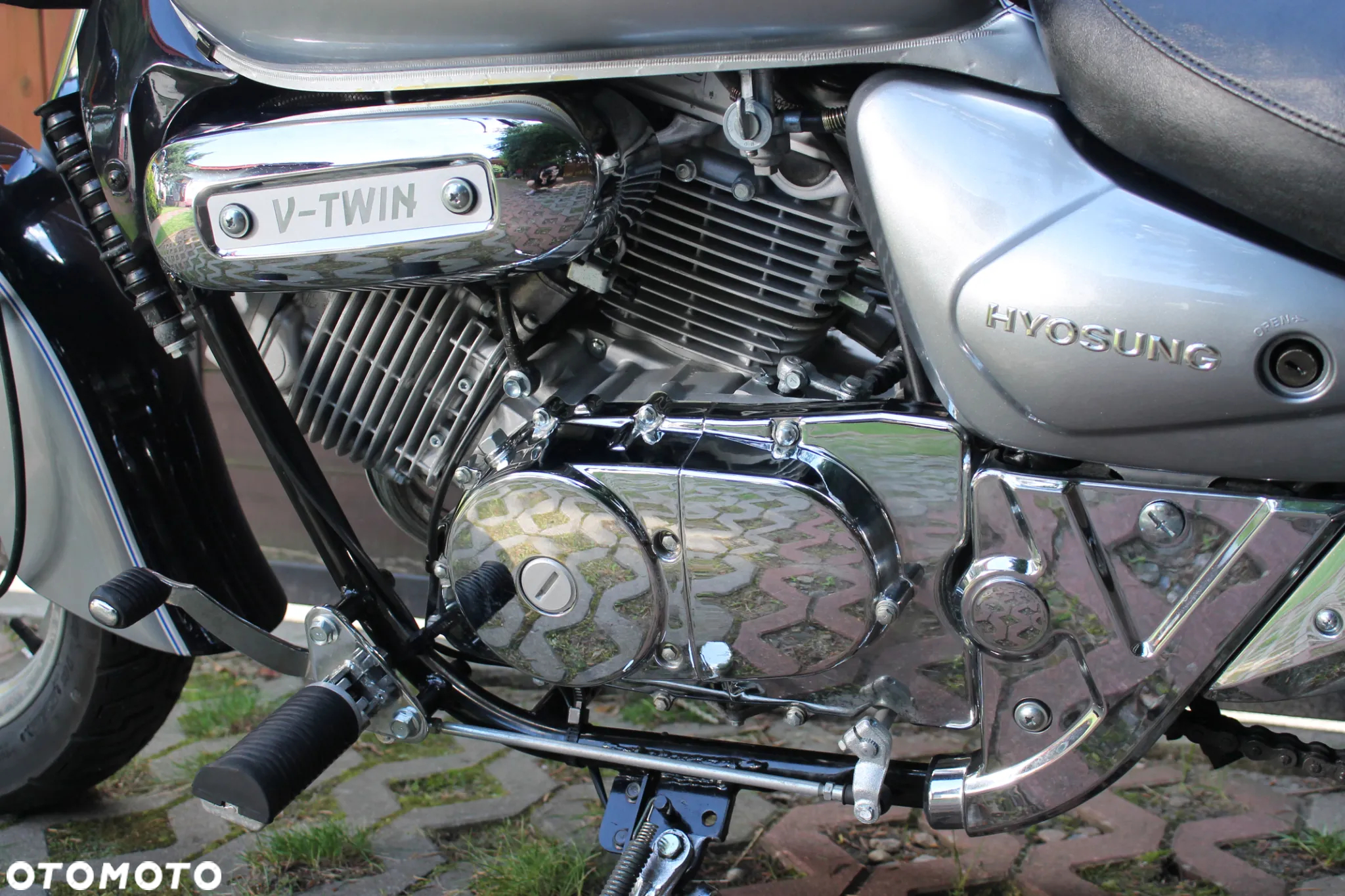 Hyosung GV - 6