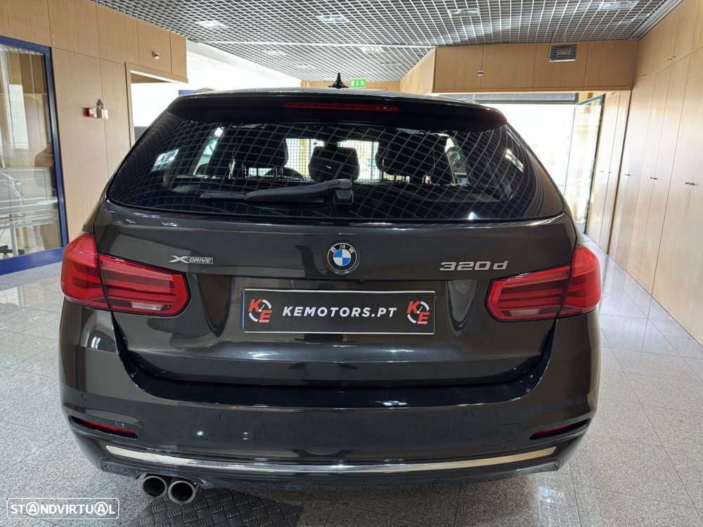 BMW 320 d Touring Line Luxury Auto - 24