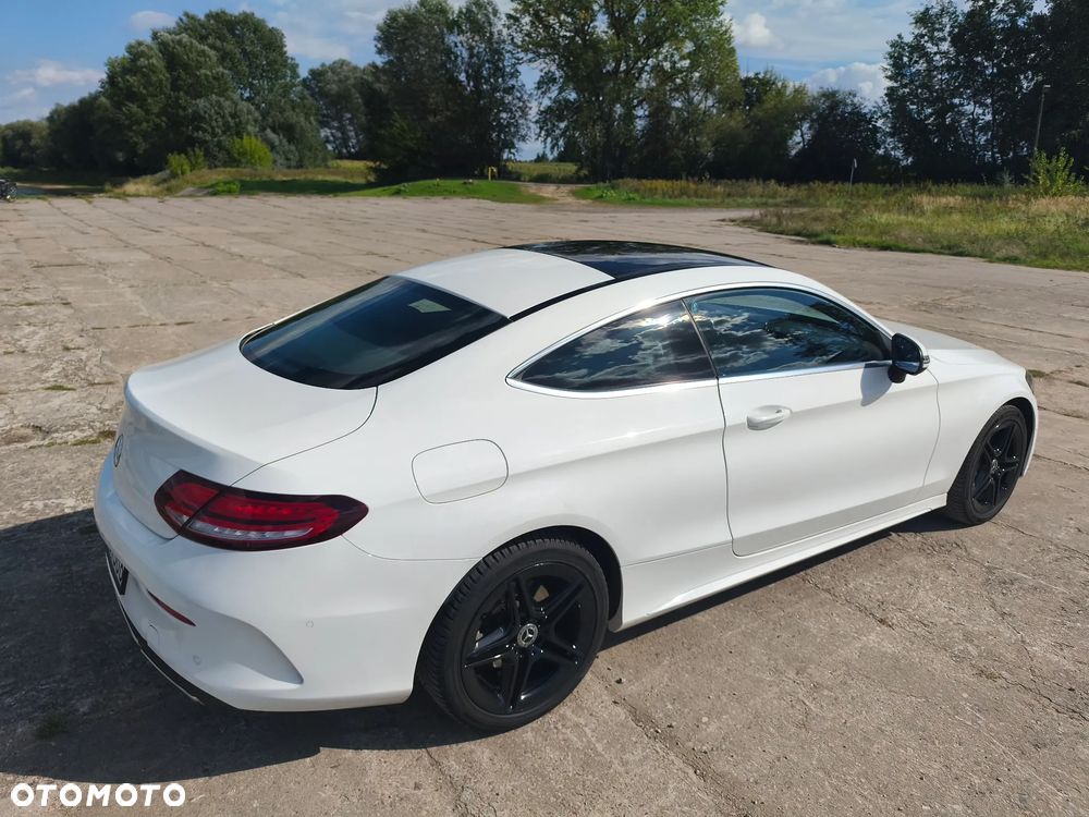 Mercedes-Benz Klasa C 180 9G-TRONIC AMG Line - 26